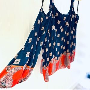 Jessica Simpson: top, plus, womens, 3X, navy, red, orange, cold shoulder, print